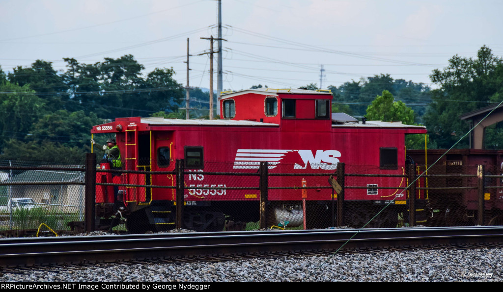 NS 555551